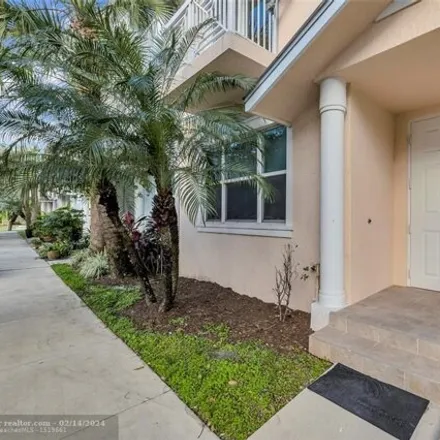 Image 1 - 158 Northeast 23rd Avenue, Harbor Village, Pompano Beach, FL 33062, USA - House for rent