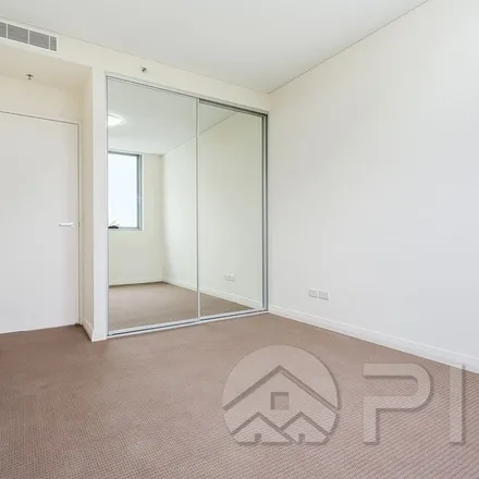 Image 2 - 39 Jackson Drive, Mascot NSW 2020, Australia - Apartment for rent