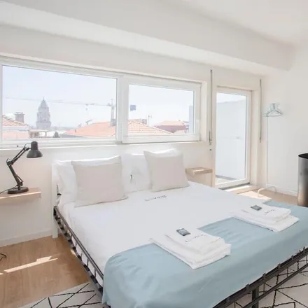 Rent this 2 bed apartment on 4050-361 Distrito de Leiria