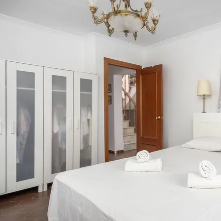 Rent this 4 bed house on Málaga – Costa del Sol Airport in Avenida del Comandante García Morato, 29004 Málaga
