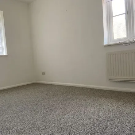 Image 3 - Mandeville Court, Finchley Road, London, NW3 6EX, United Kingdom - Apartment for rent