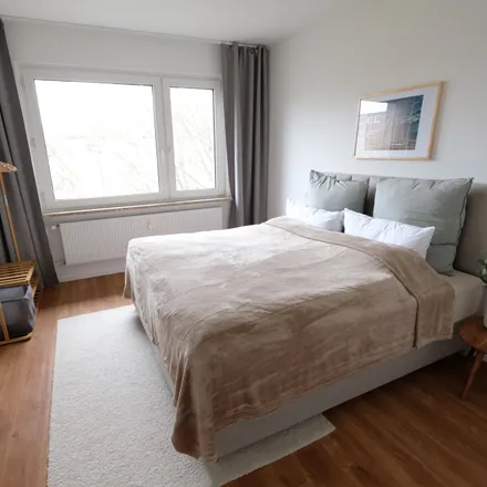 Rent this 3 bed apartment on Grazer Straße 7 in 27568 Bremerhaven, Germany