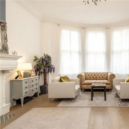 Rent this studio loft on 12 Kensington Court in London, W8 5DL