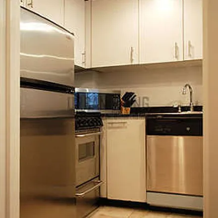 Image 5 - 316 West 58th Street, New York, NY 10019, USA - Apartment for rent