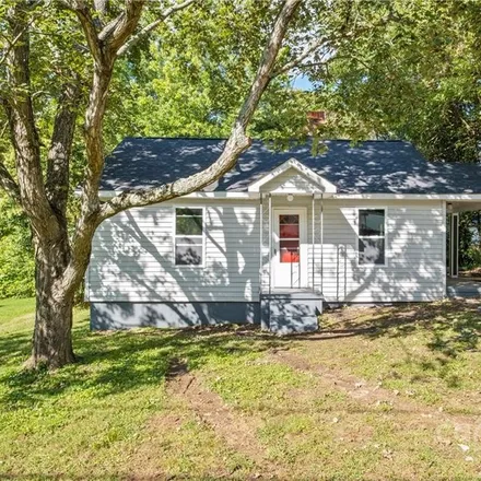 Image 1 - 116 Belton Avenue, Catawba Heights, Mount Holly, NC 28120, USA - House for sale