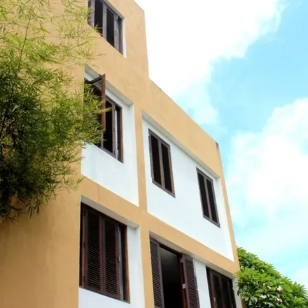 Rent this 4 bed house on Colombo in Bambalapitiya, LK