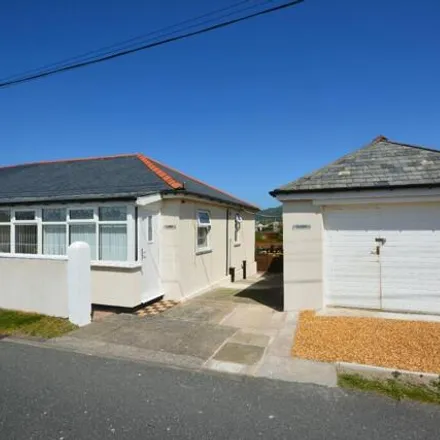 Buy this 3 bed duplex on Penrhyn Drive South in Fairbourne, LL38 2DZ