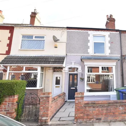 Rent this 3 bed townhouse on Oxford Street in Cleethorpes, DN35 8RE
