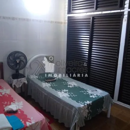 Buy this 3 bed house on Alameda Antônio Ferreira de Moura in Morro do Algodão, Caraguatatuba - SP