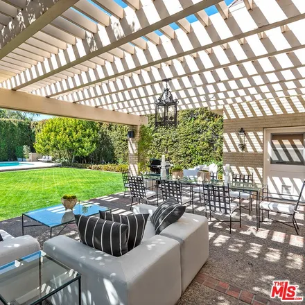 Rent this 5 bed house on 901 North Bedford Drive in Beverly Hills, CA 90210