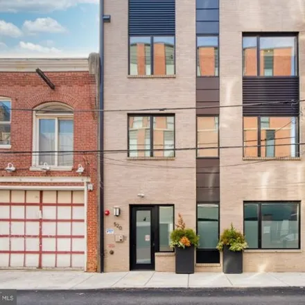 Buy this 2 bed condo on 517 Bainbridge Street in Philadelphia, PA 19147