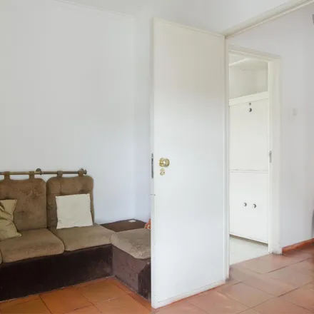 Image 3 - Vale Escuro, Avenida Mouzinho de Albuquerque, 1170-284 Lisbon, Portugal - Room for rent