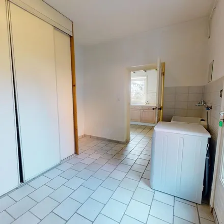 Rent this 1 bed apartment on 12 Rue Louis Gayet in 69290 Saint-Genis-les-Ollières, France