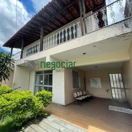 Rent this 4 bed house on Igreja Nossa Senhora do Carmo in Avenida Governador Valadares, Regional Centro
