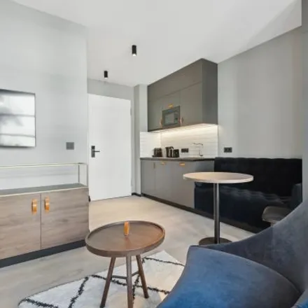 Rent this studio apartment on Fischerstraße 8a in 10317 Berlin, Germany