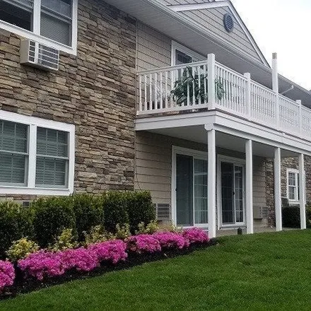 Rent this 2 bed apartment on 326 Imperial Way in Bayport, NY 11705