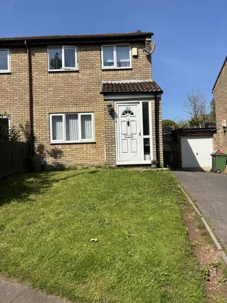 Rent this 3 bed house on Caerau Lane in Cardiff, CF5 5JS