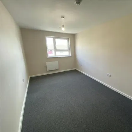 Image 3 - Malvern Row, Cornbrook Park Road, Trafford, M15 4FD, United Kingdom - Room for rent