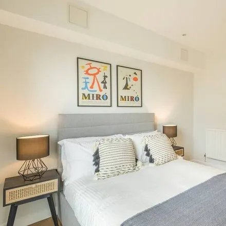 Rent this 2 bed condo on Cambridge in CB1 3RE, United Kingdom
