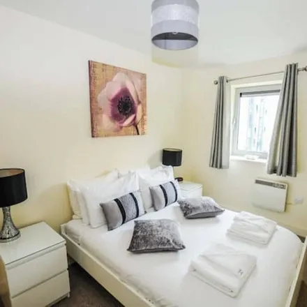 Rent this 2 bed apartment on Bristol in BS2 8NZ, United Kingdom