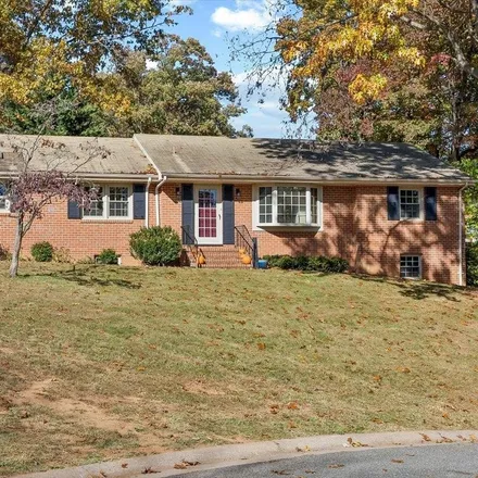 Buy this 3 bed house on 1510 Chesley Place in Staunton, VA 24401
