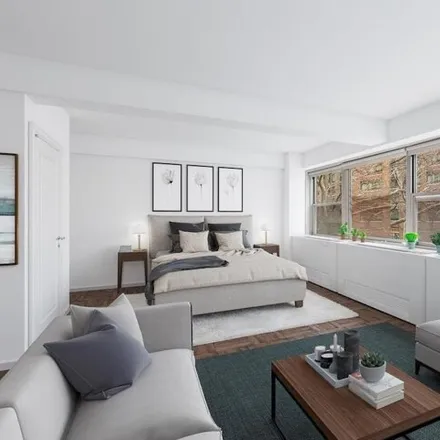 Buy this studio apartment on 333 East 46th Street in New York, NY 10017