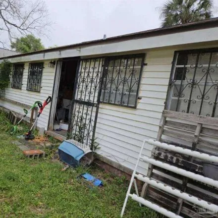 Buy this 3 bed house on 25 North G Street in Pensacola, FL 32502