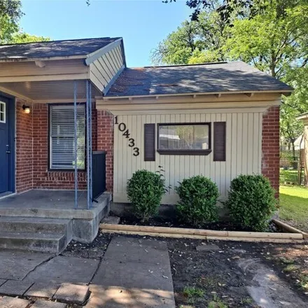 Image 2 - 10433 Cayuga Drive, Reinhardt, Dallas, TX 75228, USA - House for rent