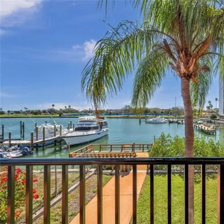 Image 4 - 10361 Paradise Boulevard, Treasure Island, Pinellas County, FL 33706, USA - Condo for sale