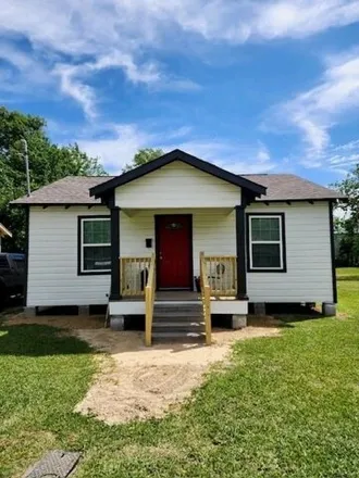 Rent this 2 bed house on 4740 Carnegie Ave in Beaumont, Texas