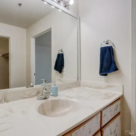 Image 7 - 29591 Mountain Oak Court, Halvern, Hayward, CA 94544, USA - Condo for sale