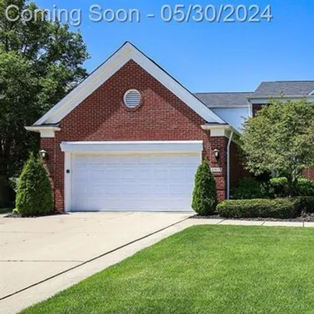 Buy this 4 bed house on 49594 Helmsley Drive in Macomb Township, MI 48044