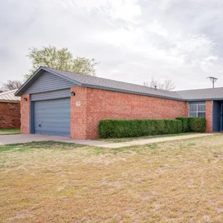 Image 1 - 5789 Erskine Street, Lubbock, TX 79415, USA - House for rent
