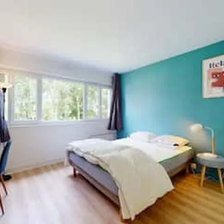 Rent this 4 bed room on 20 Allée du Bois Moussu in 77420 Champs-sur-Marne, France