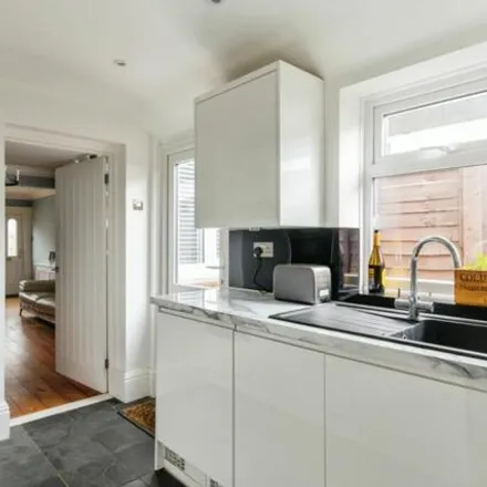 Image 5 - Black Horse, Crofton Road, London, BR6 8NW, United Kingdom - Townhouse for rent