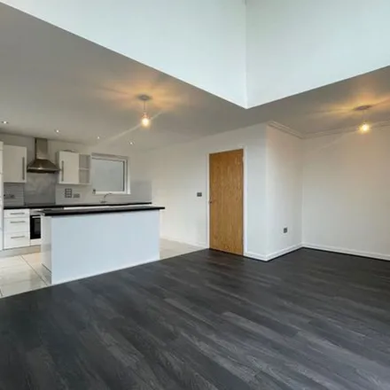 Rent this 3 bed apartment on Blossom Cafe Bar in 7 Fenchurch Walk, Brighton