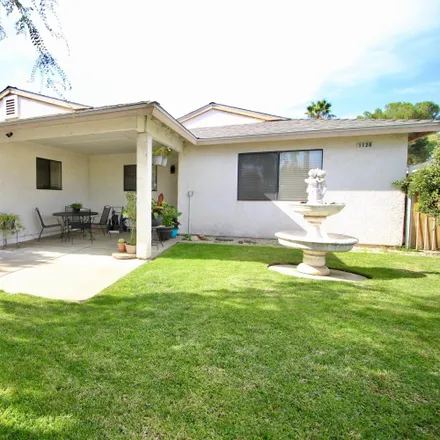 Buy this 3 bed house on 1122 Sonora Street in Madera, CA 93638