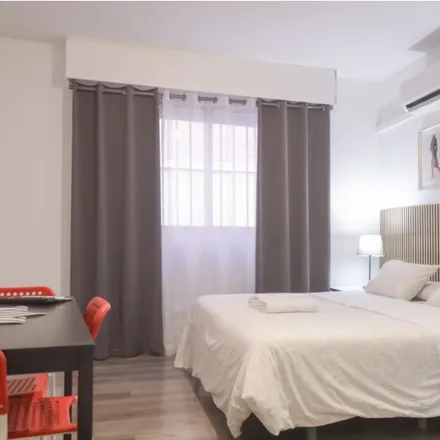 Rent this studio apartment on Calle de Alberto Aguilera in 22, 28015 Madrid