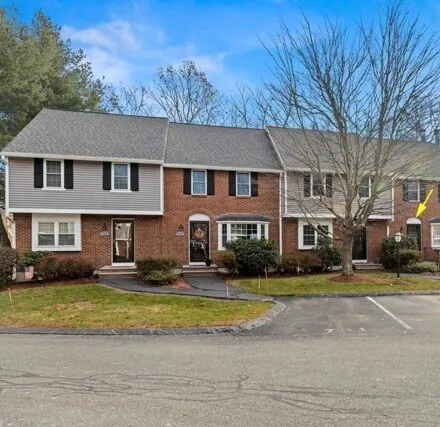 Rent this 2 bed townhouse on 320 Newbury St Apt 402 in Danvers, Massachusetts