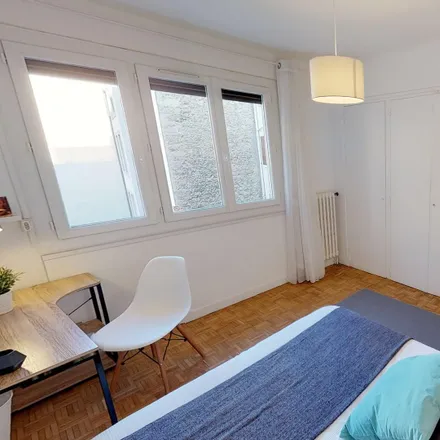 Rent this 4 bed room on 16 rue Jules Ferry