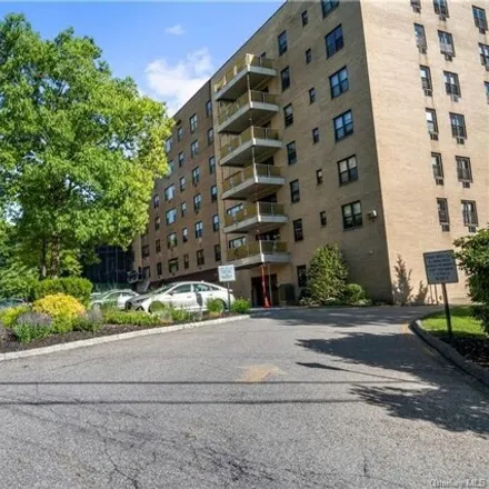 Buy this studio apartment on 35 Stewart Place in Village/Mount Kisco, NY 10549