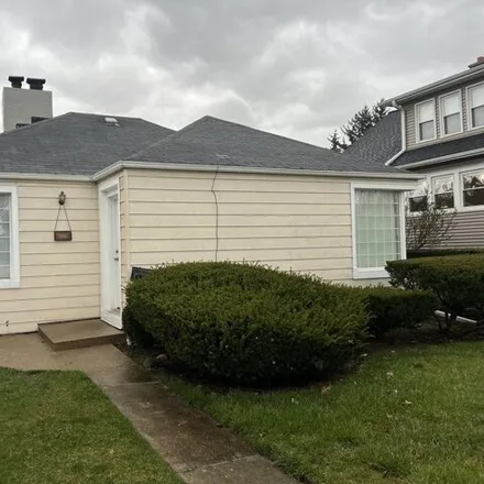 Rent this 2 bed house on 368 South Main Street in Mount Prospect, IL 60056