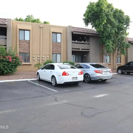 Image 4 - 3863 East Camelback Road, Phoenix, AZ 85018, USA - Apartment for rent