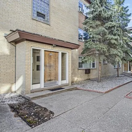 Image 2 - 1714 West Touhy Avenue, Chicago, IL 60645, USA - Condo for sale