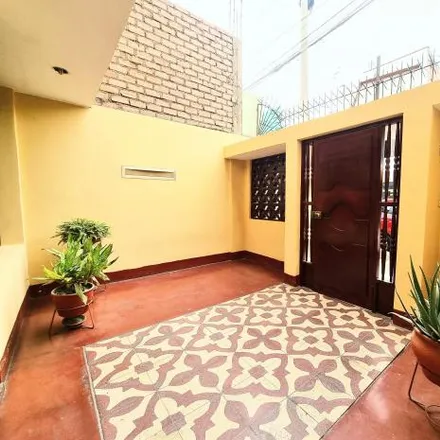 Buy this 9 bed house on Jirón Los Mirtos in Carabayllo, Lima Metropolitan Area 15316