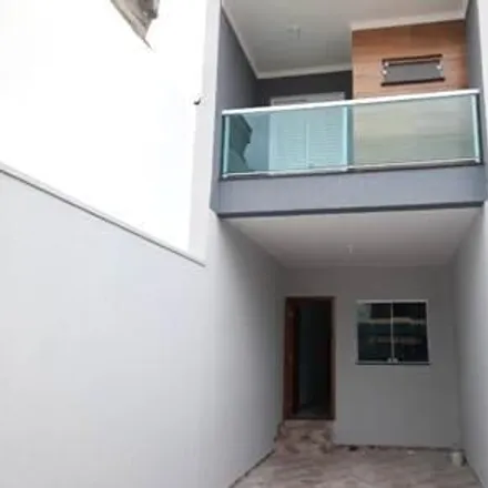 Rent this 3 bed house on Rua Vicente Franco Ribeiro in Limoeiro, São Paulo - SP