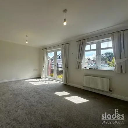 Image 6 - Iddesleigh Road, Bournemouth, BH3 7NF, United Kingdom - Apartment for sale