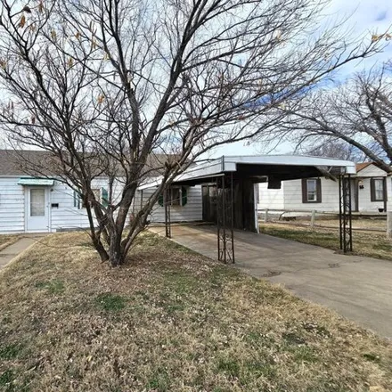 Image 1 - 328 South Tignor Street, Pampa, TX 79065, USA - House for sale