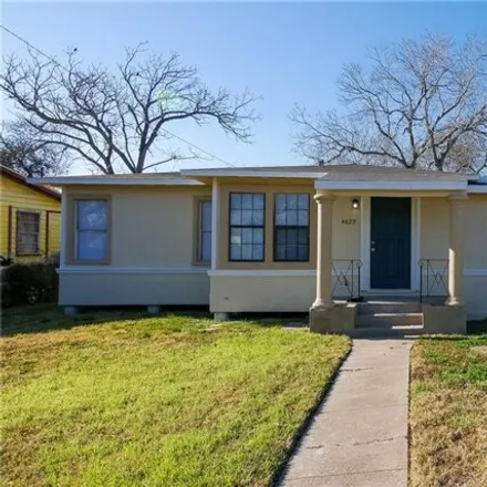 Buy this 3 bed house on 4651 Christie Street in Corpus Christi, TX 78415
