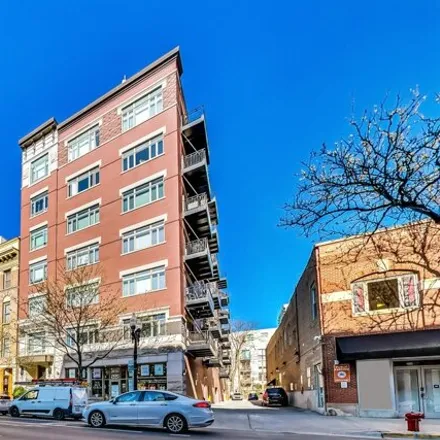 Buy this 2 bed condo on 1429-1431 North Wells Street in Chicago, IL 60610